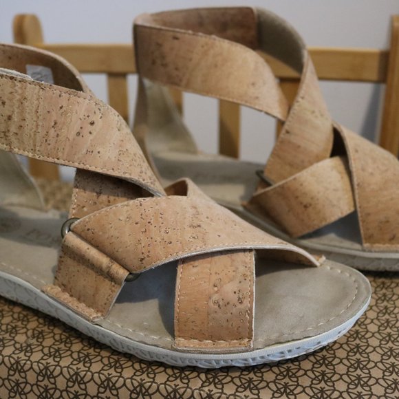 Po-Zu Echo Biodegradable Vegan Salome Natural Cork Wrap Sandals Size 9/40 - Picture 3 of 6